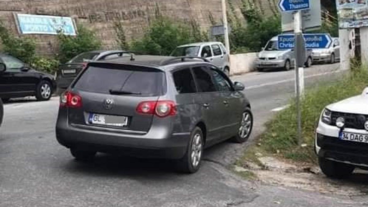 val ironii roman vacanta grecia