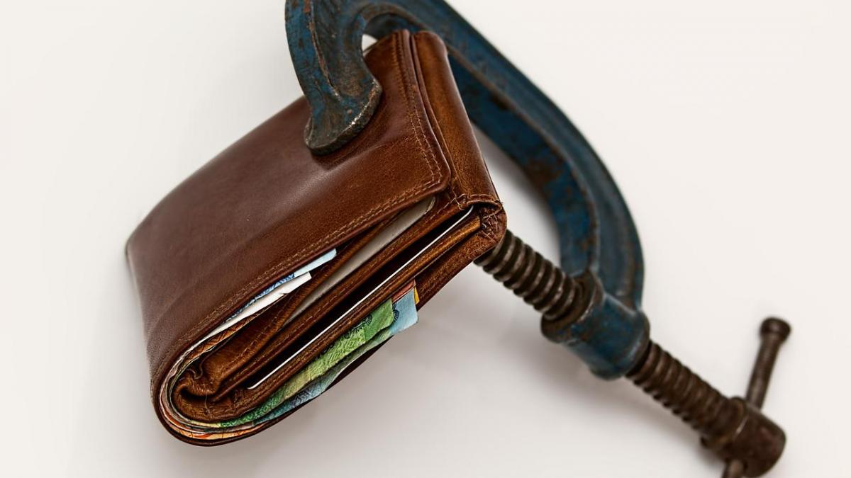 vine criza economica primele semne