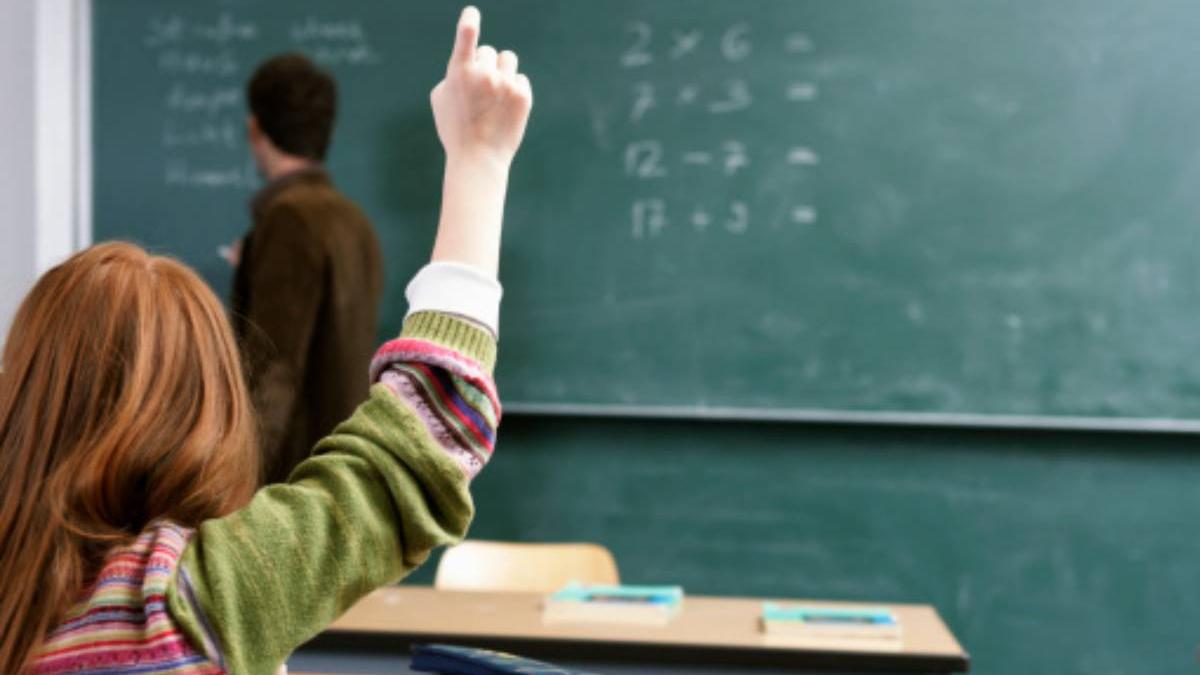 castig meditatii profesor 25000 euro radauti