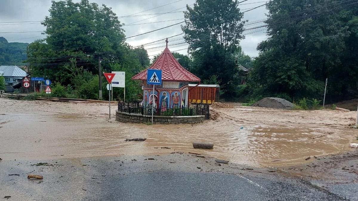 viituri dambovita ploi parau ialomicioara inundatii