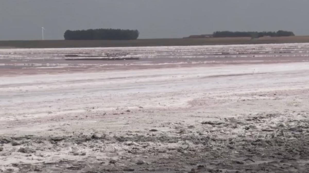 a secat cel mai sarat lac romania movila miresei camp cristale