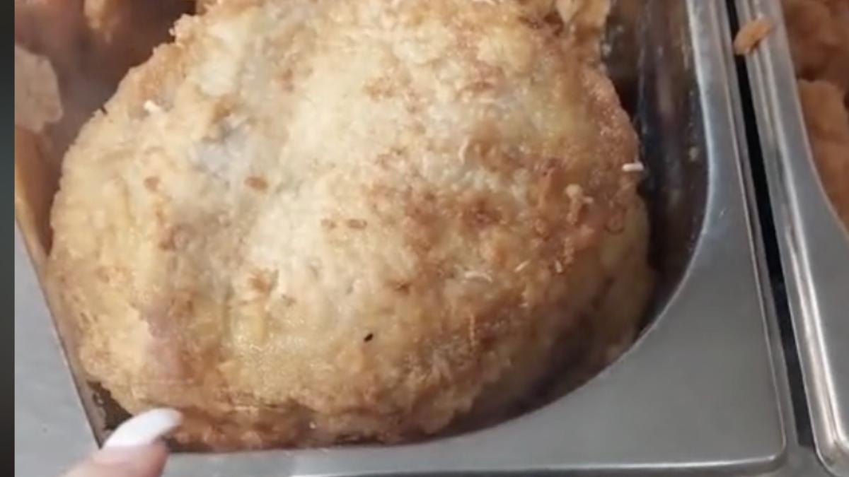 carne cu viermi vanzare fast food sector 2 bucuresti filmata clienta