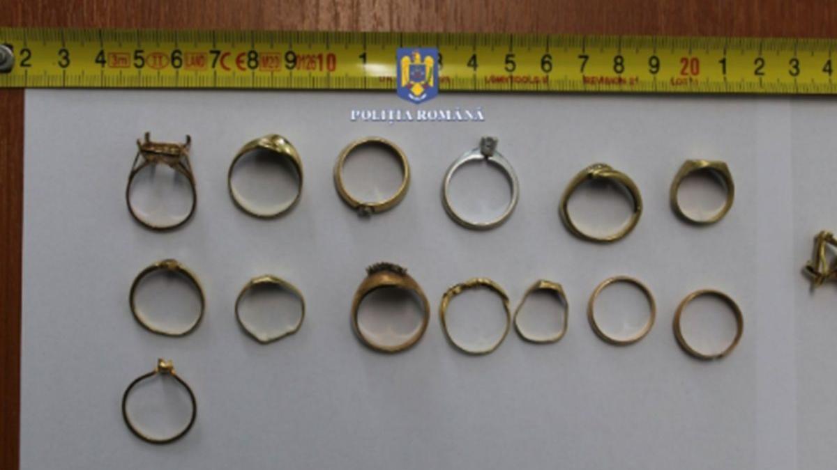 inele bratari aur bijuterii curier