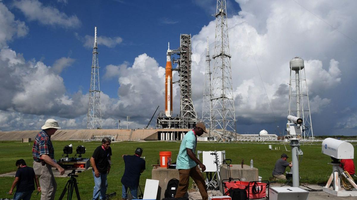 luna artemis 1 cinci decenii