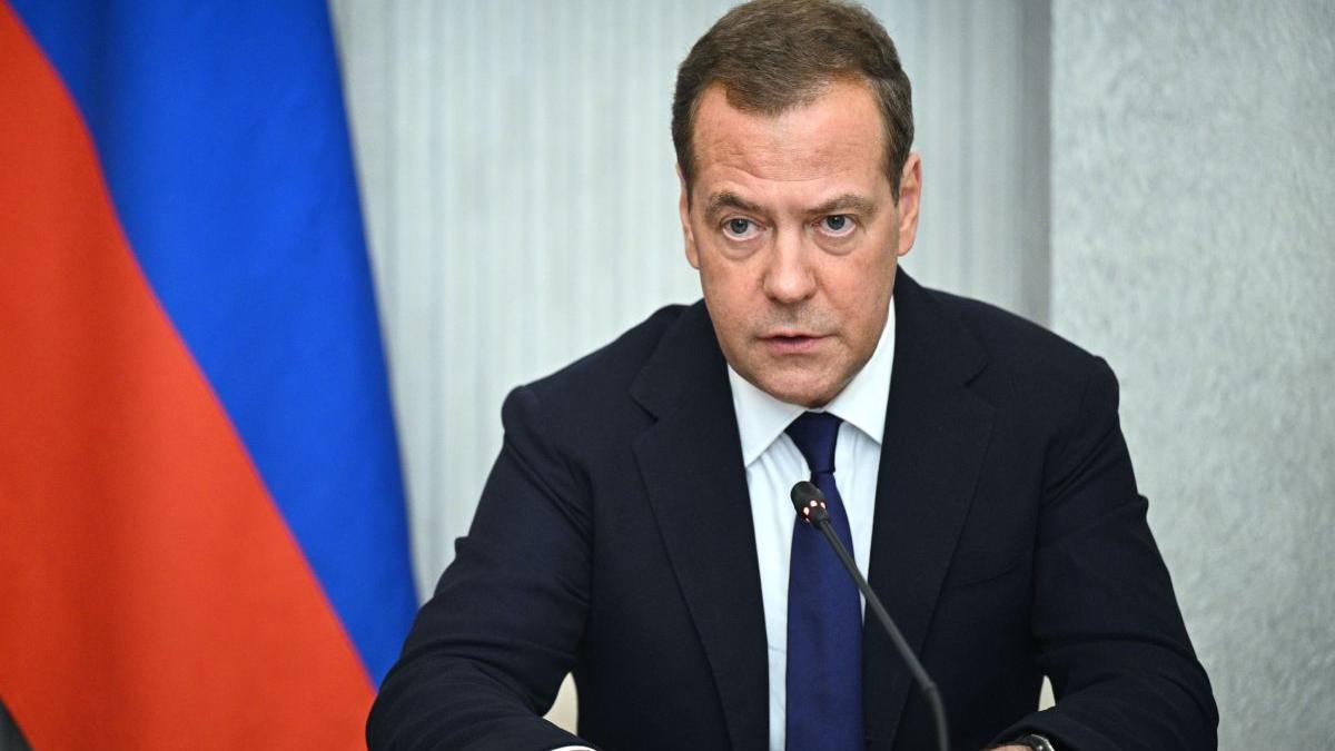dmitri medvedev fost presedinte rusia razboi ucraina renunta nato