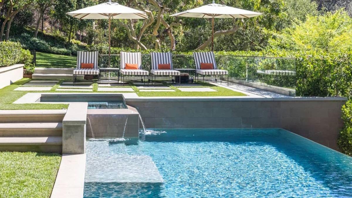 proprietari piscina turnati fisc google