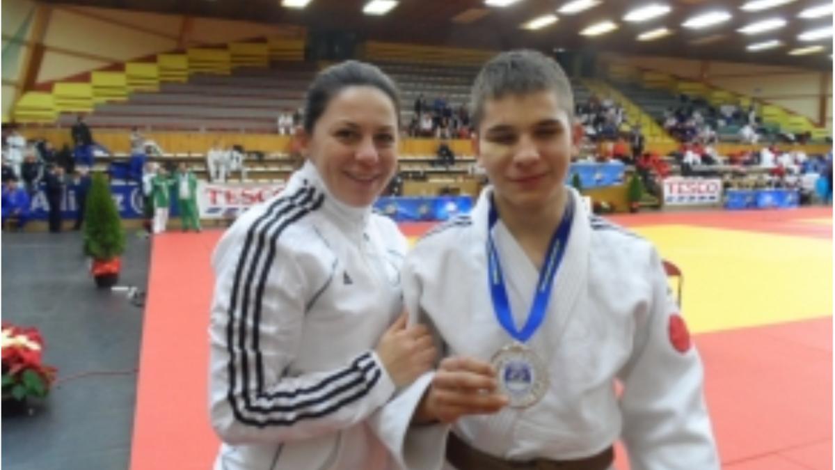 aur pentru romania alexandru bologa a castigat titlul european la judo pentru nevazatori