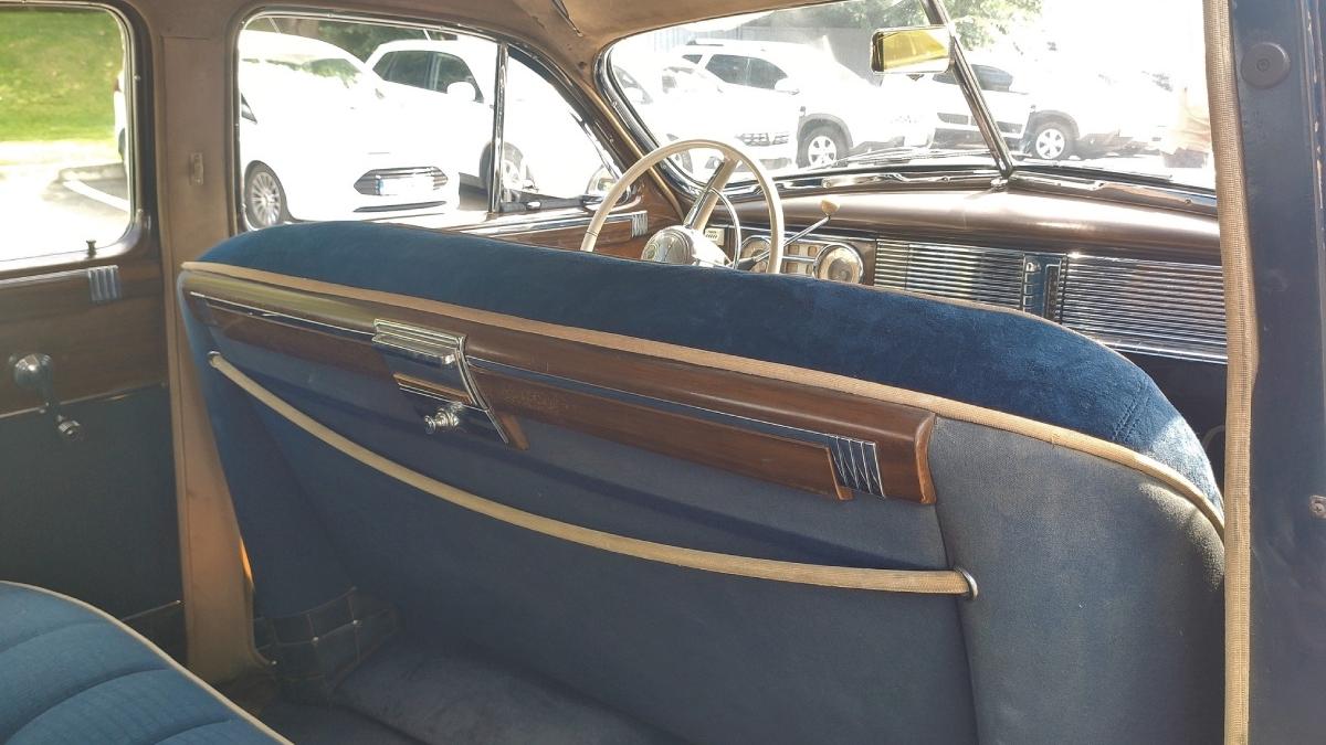 o raritate masina 1948 refacuta