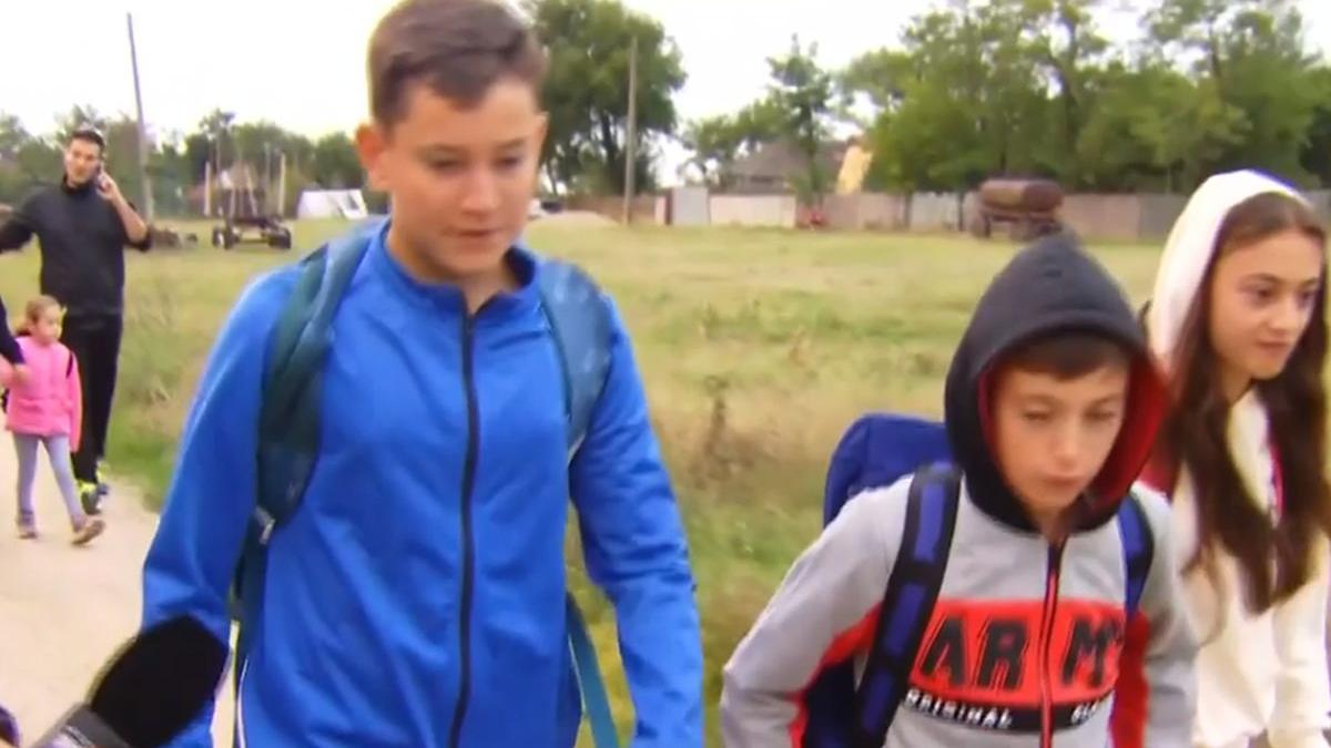 elevi uitati autoritati locale parinti revolta primarie