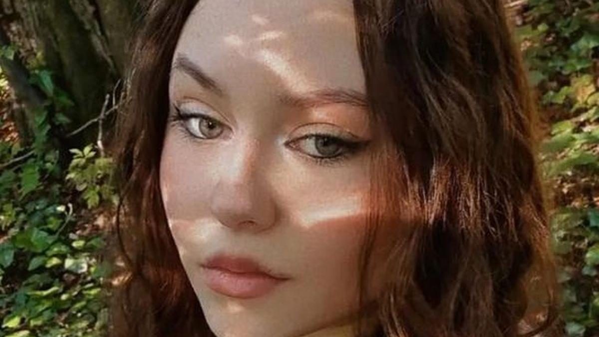 maria fiica preot maramures aruncat etaj 12 bloc tanara 18 ani