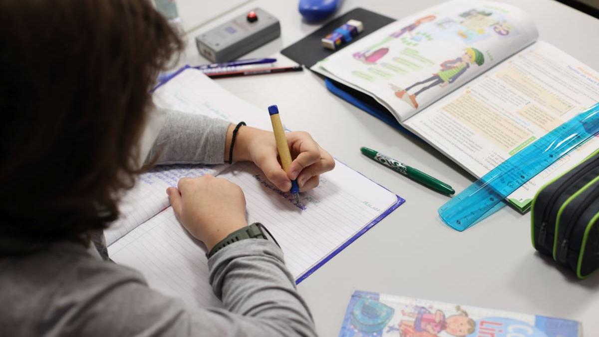 studiu sapte din zece elevi analfabeti functional