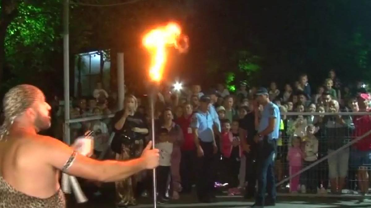 noaptea la zoo gradina zoologica bucov