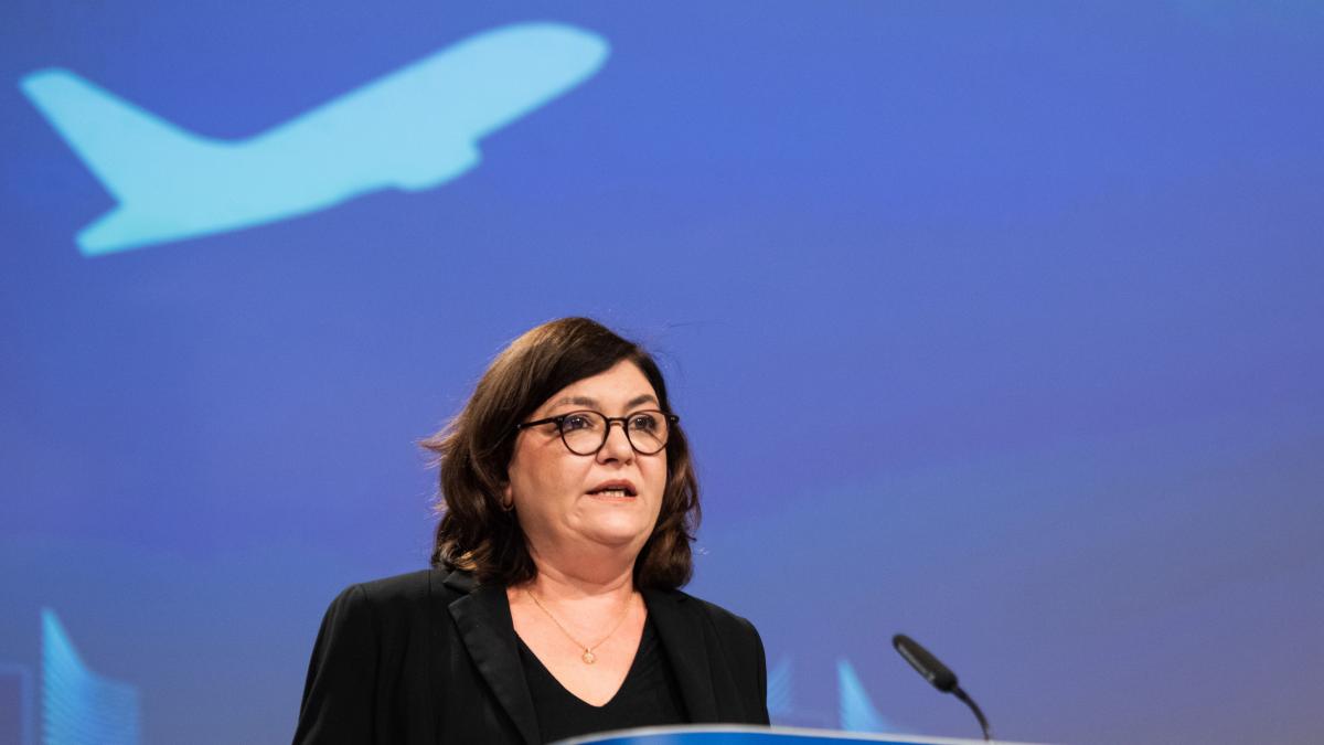 adina valean anunt ultima ora romanii afectati compania blue air