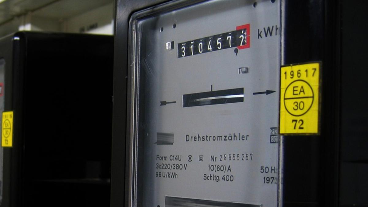 o familie din tuzla contorul electric