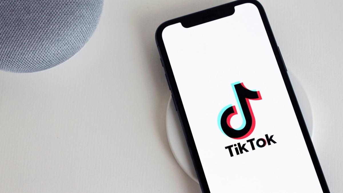 tik tok lanseaza noua aplicatie toamna noutati tik tok now