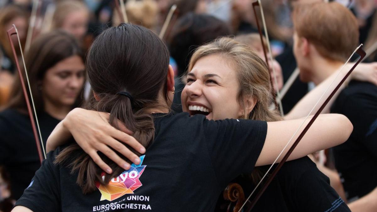 orchestra tineret uniunea europeana muzicieni
