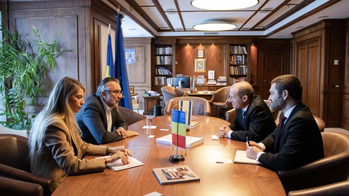 reuven azar ambasador israel vizita de lucru ministerul culturii