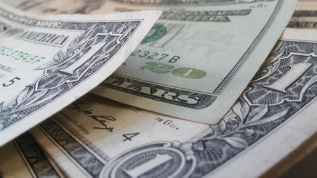 curs valutar 23 09 2022 nou maxim istoric dolar