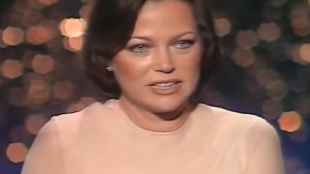 a murit louise fletcher