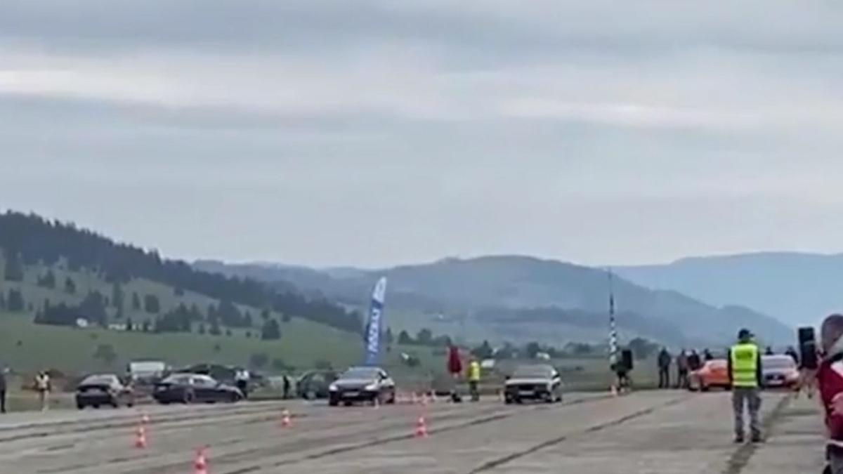 spectator in scaun cu rotile lovit masina raliu vatra dornei