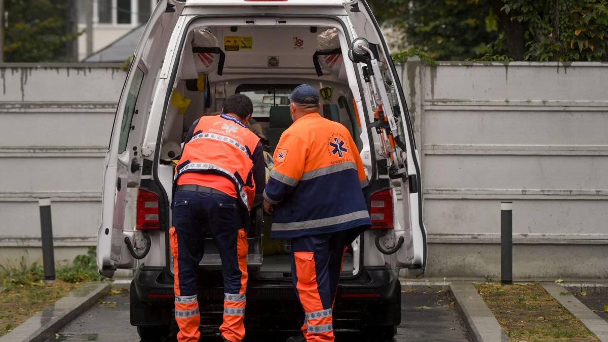 copil inecat gaesti dambovita mama disparuta