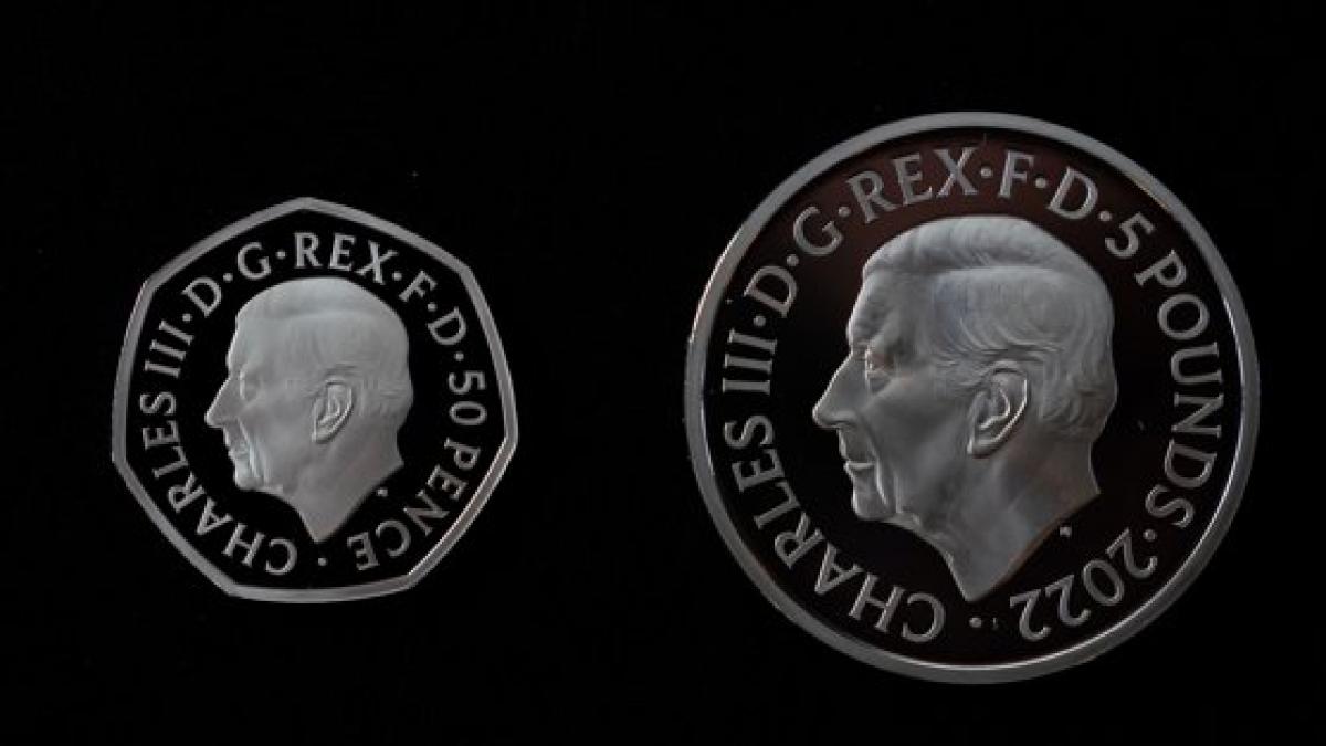 cum arata primele monede portret regele charles al 3 lea