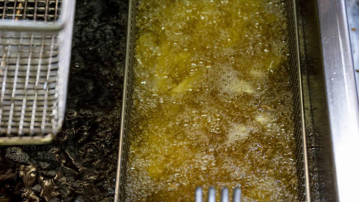 fetita 5 luni arsa ulei incins roman