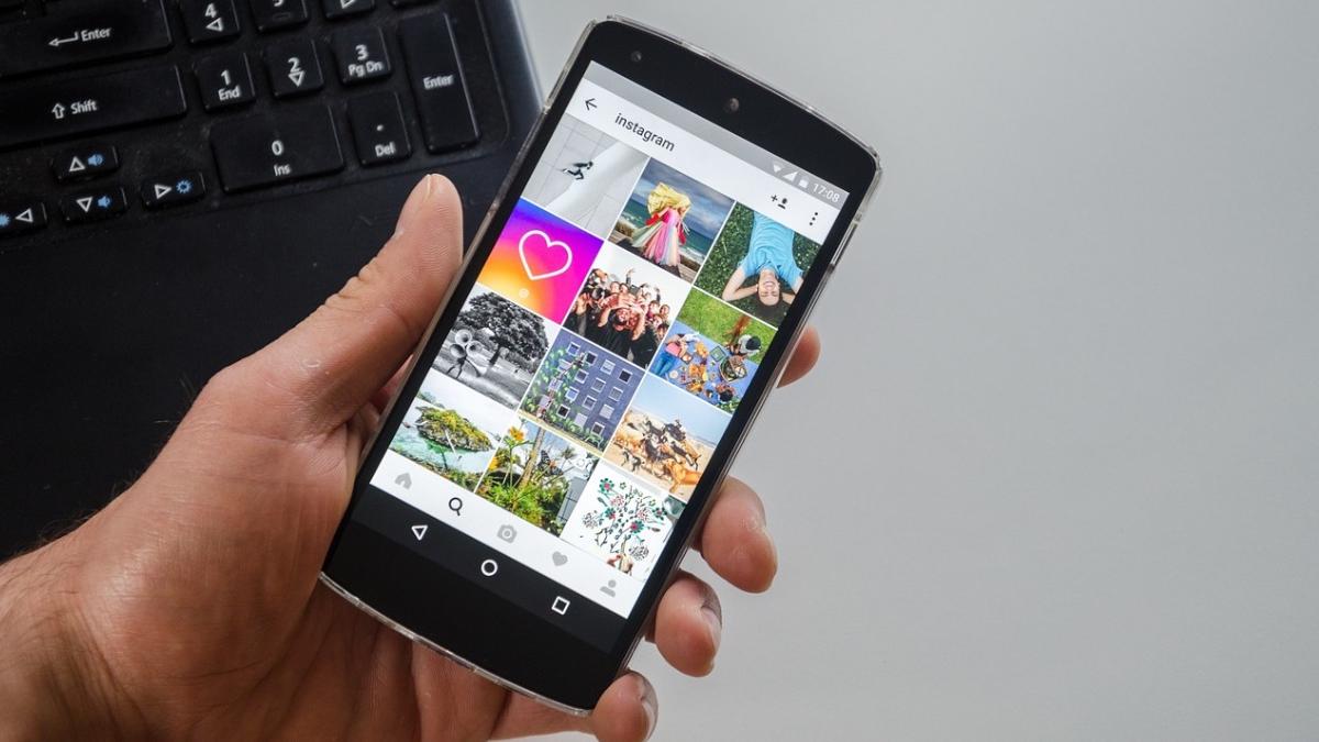 anaf romani fac bani postari retele sociale nu declara venituri