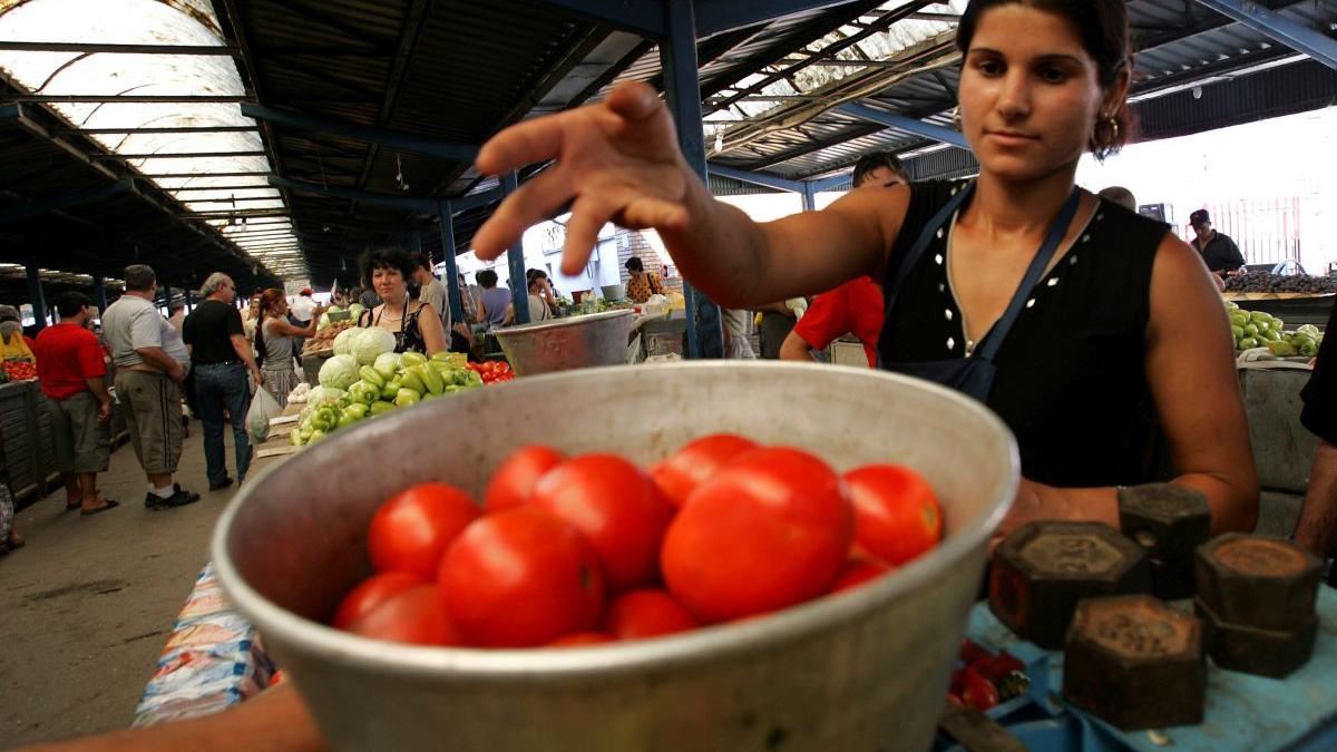 cat costa kilogram rosii piata matache bucuresti