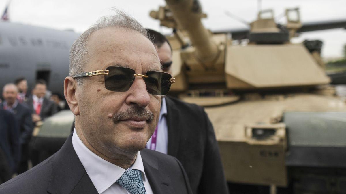 reactie ministru aparare scandal remaniere gafe vasile dincu