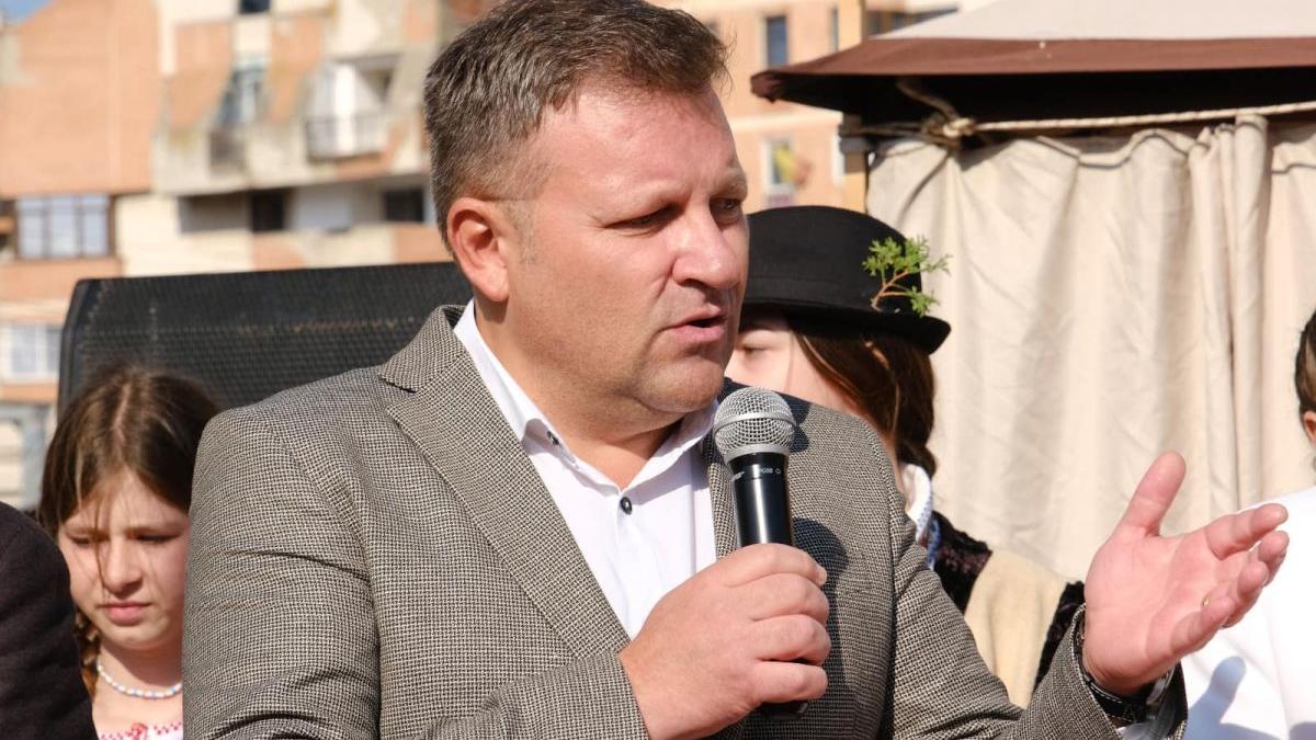 scadere jumatate asistati social marius budai