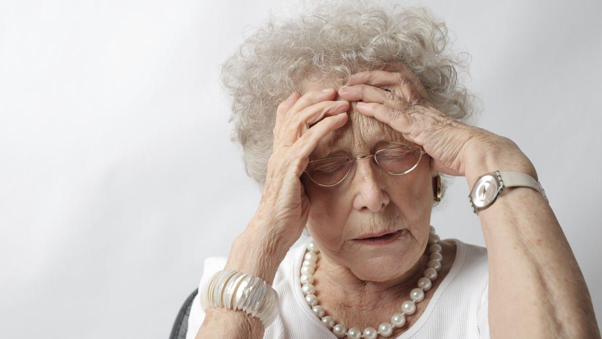 varsta pensionare femei creste