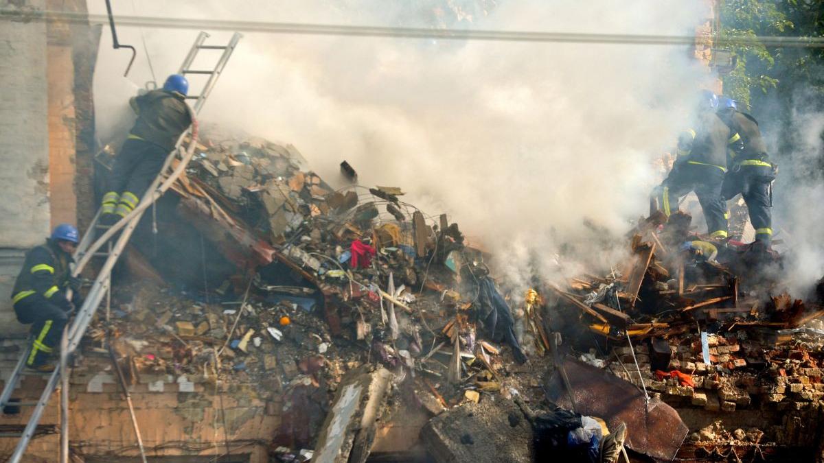 rusia distrus o treime centrale electrice ucraina zelenski