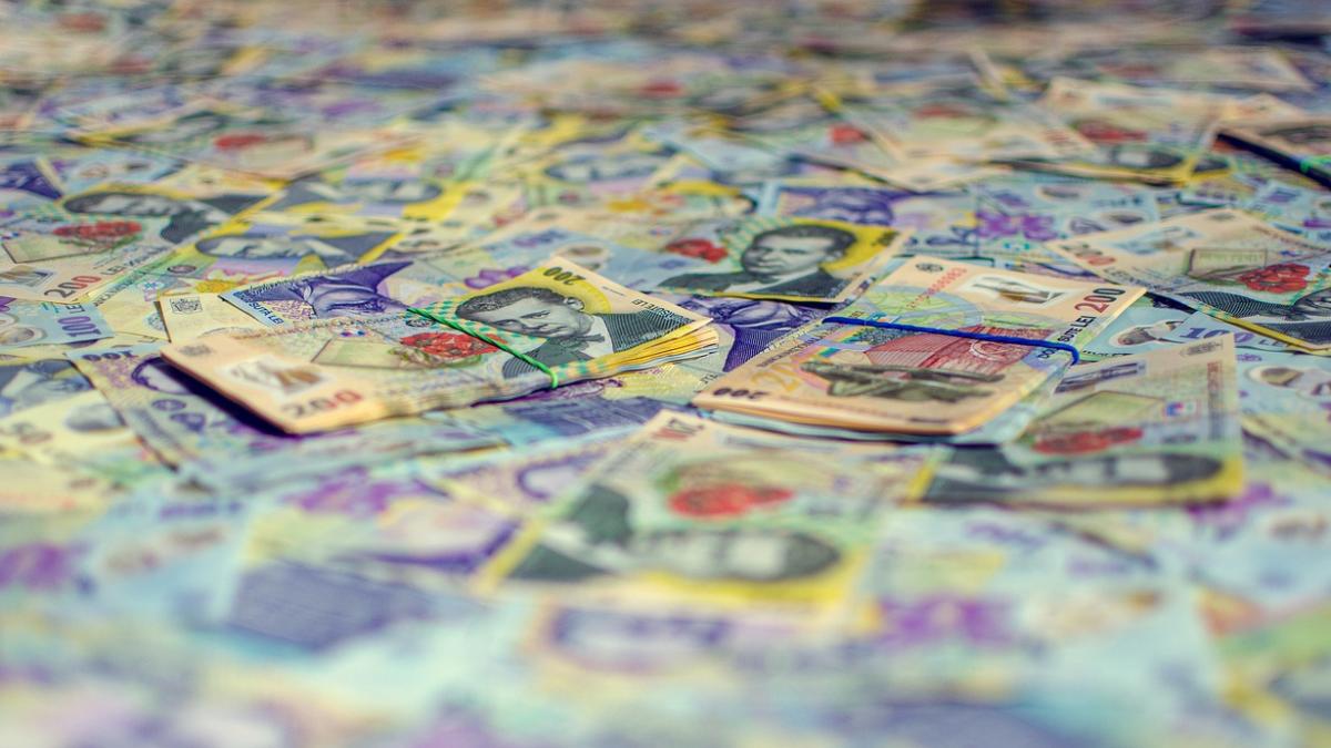 50 000 romani credite refinantate solutii rate mai mici