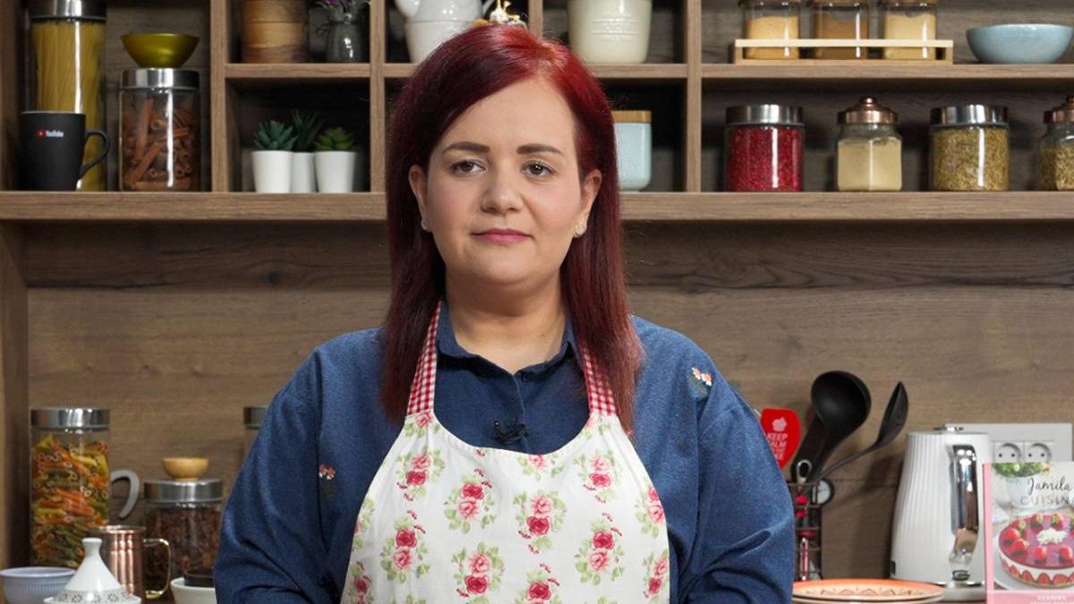 jamila acuzata de furt bani abonament