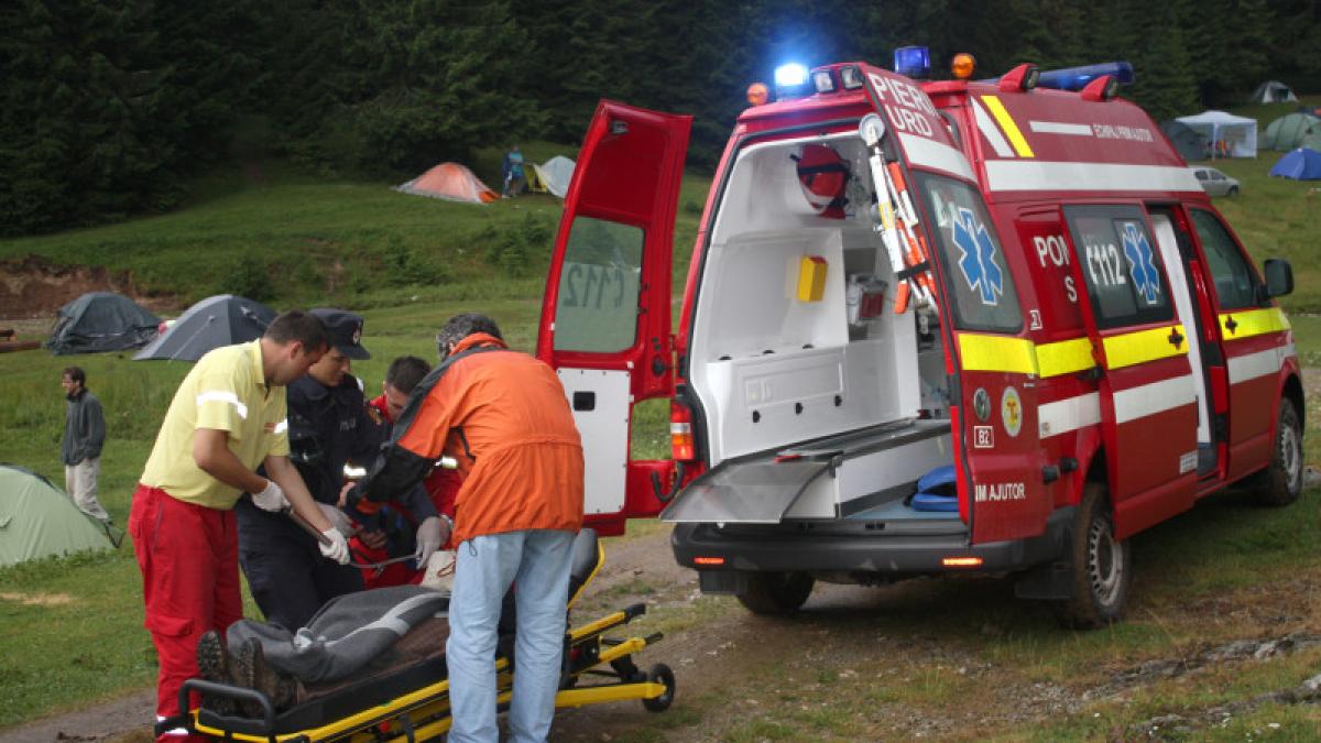 incaltata tanara 24 ani murit alunecat prapastie drumetie bucegi