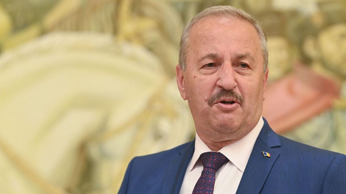 klaus iohannis semnare decret demisie vasile dincu