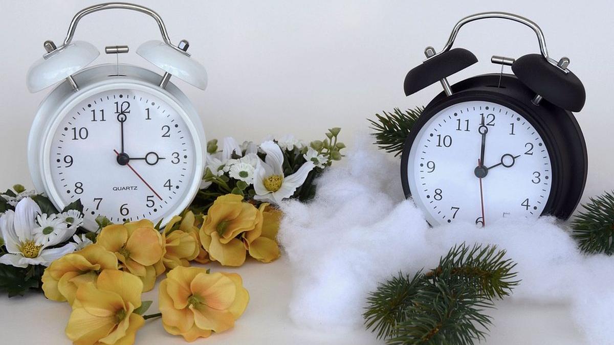 schimbare ora sambata potrivit ceasuri ora iarna
