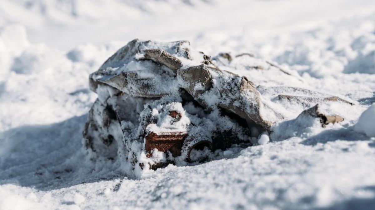 aparate foto istorice explorator descoperite ghetar canada dupa 85 de ani