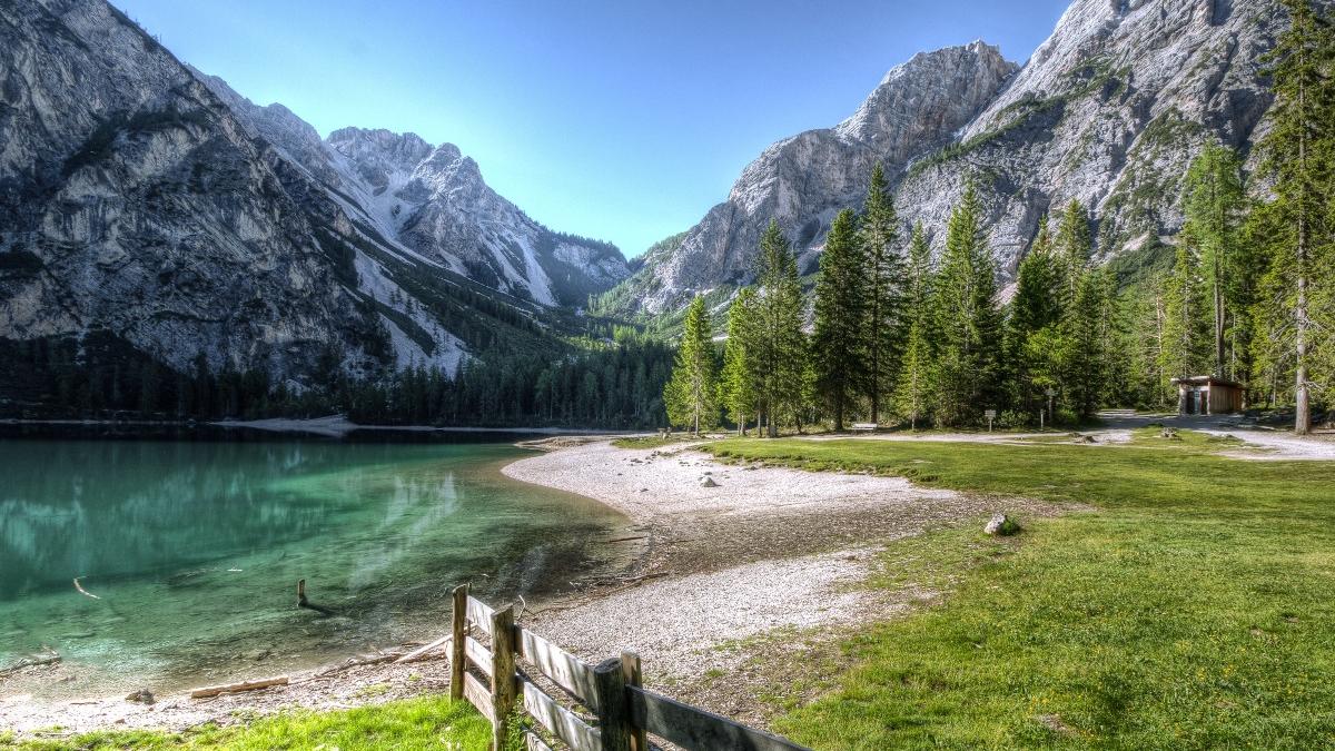 salariu urias loc de munca noua biodiversitate zeelanda elicopter patrimoniu mondial unesco