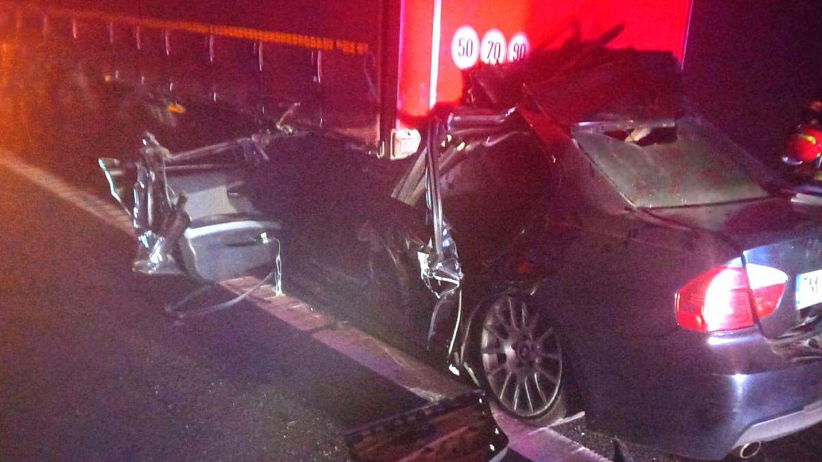tanara a murit bmw tir accident autostrada a1 arad