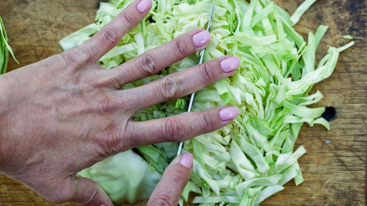 barbat topoloveni arges injunghiat sotie varza femeie acasa arest domiciliu