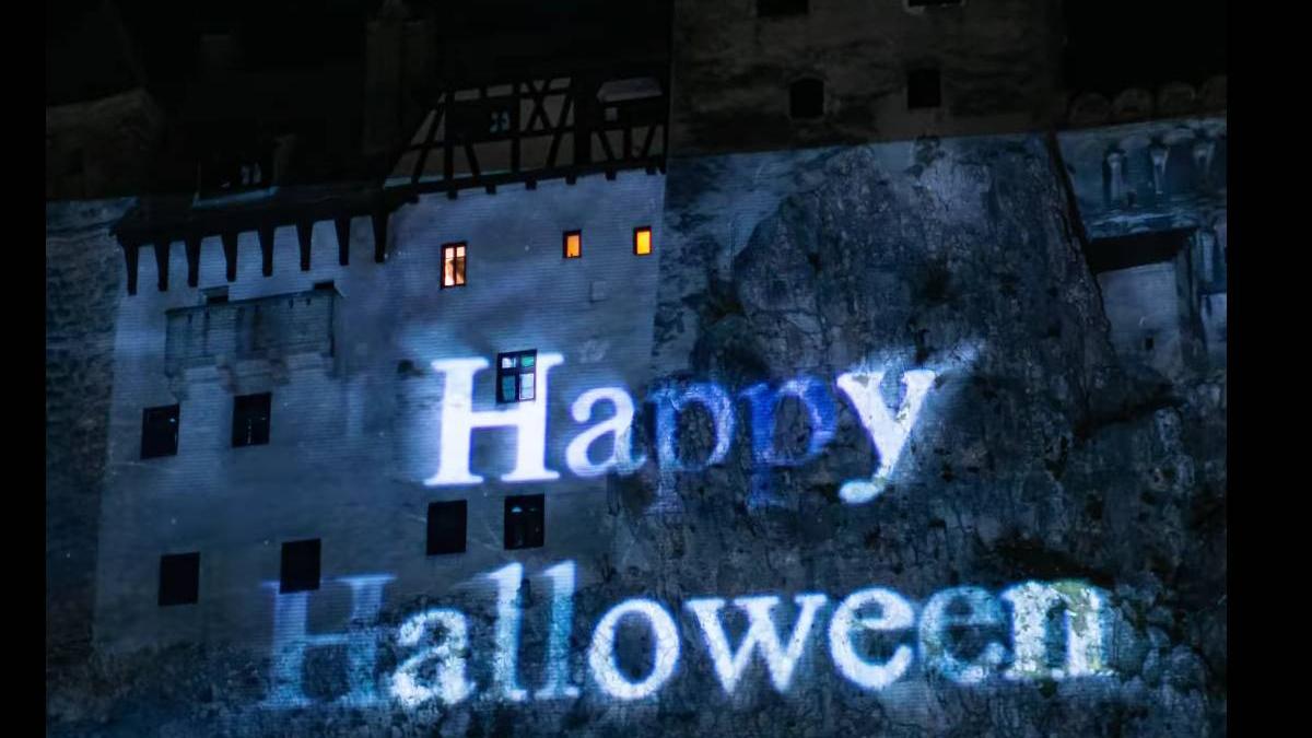 cat a costat petrece miliardarii halloween bran