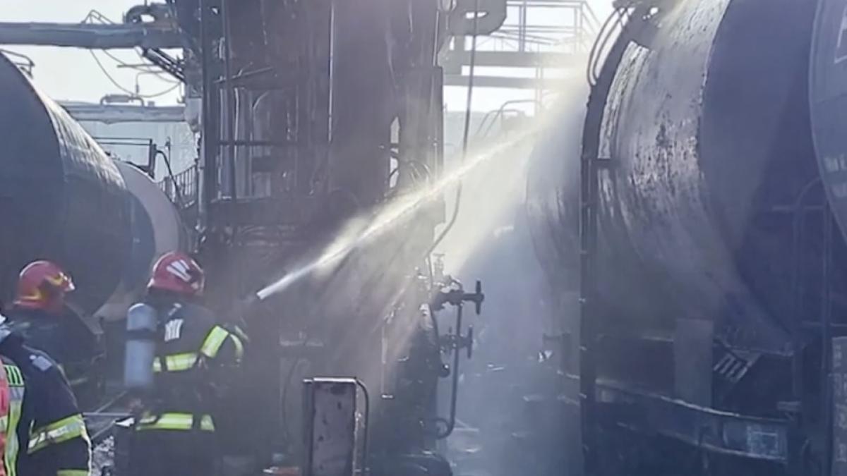 incendiu vagon pacura galati interventie urgenta pompieri