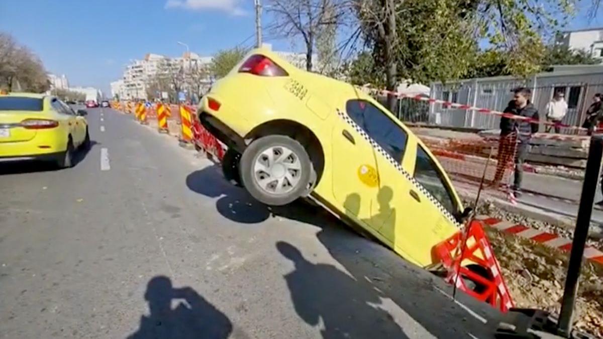 taxi cazut in groapa sapata de muncitorii de la termoficare constanta