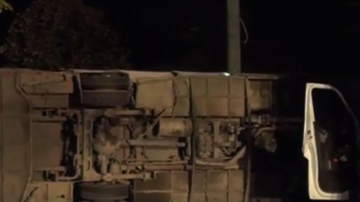 accident microbuz alexandria spital