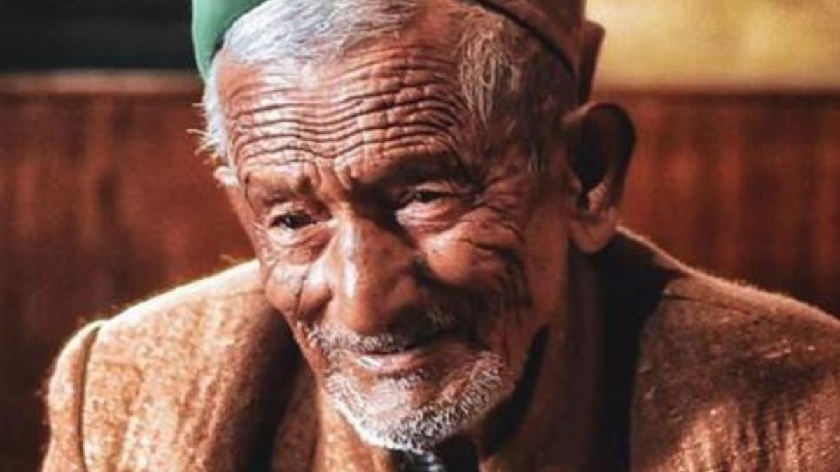 barbatul primul alegator al indiei a murit la 105 ani