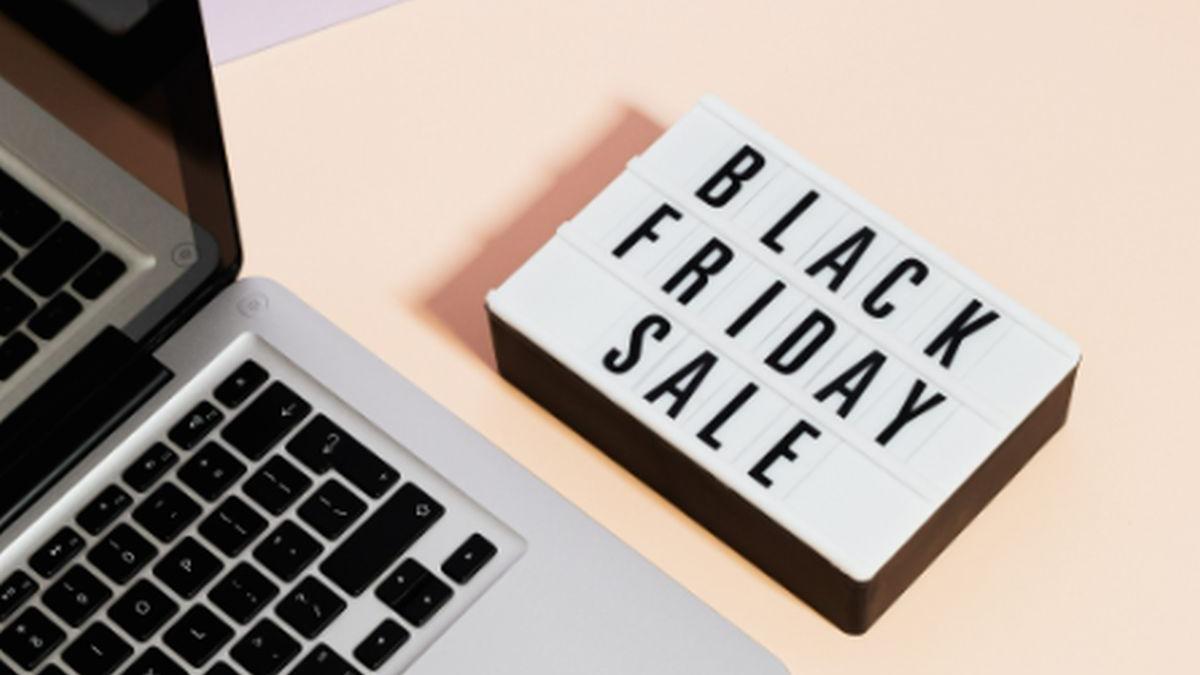 black friday 2022 oferte apartamente vacanta