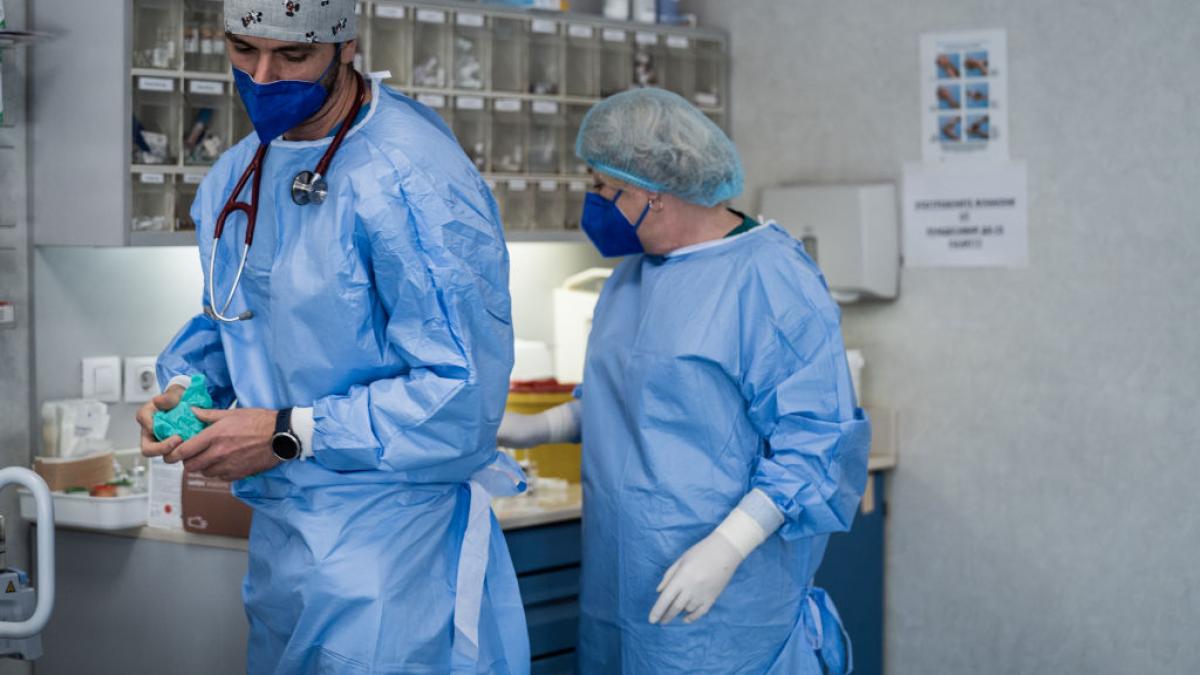 bilant covid 10 noiembrie 2022 romania bebelus 3 luni murit