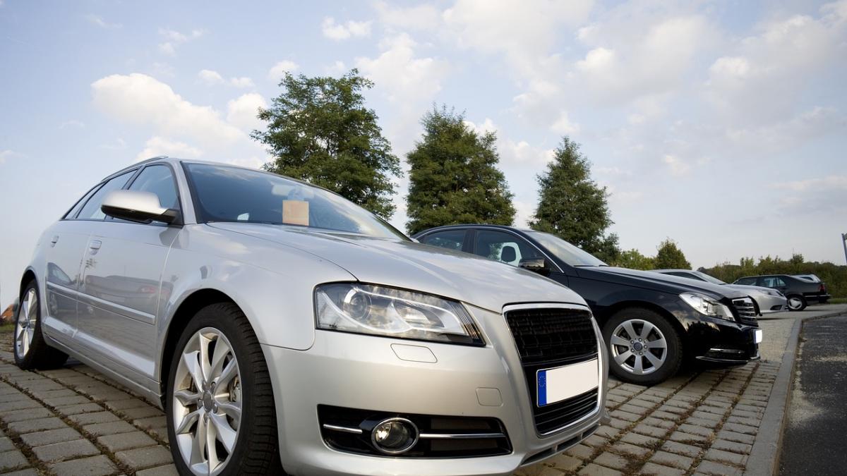 dureaza livrare masina noua clauze contract